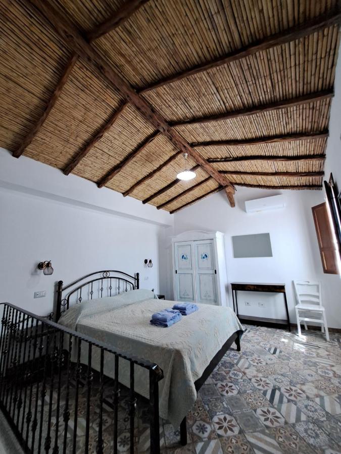 Sa Domu Antiga - Casa Indipendente In Centro Storico Apartment *